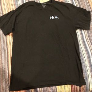 Huk tee
